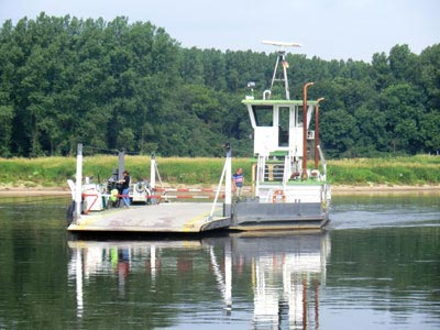 Elbfähre Räbel-Werben Elbfähre Räbel-Werben