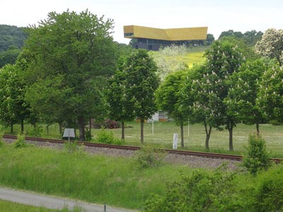 Blick zur Arche Nebra in Wangen